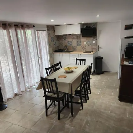 L'etape Mediterraneenne 4-6 Personnes Avec Parking Prive Apartment Sauvian